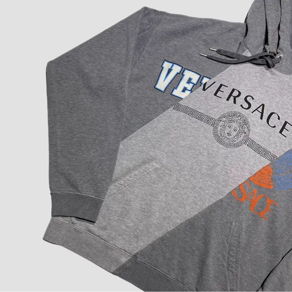 AUTHENTIC Men’s Versace Hoodie Gray Size Large - Picture 3 of 4